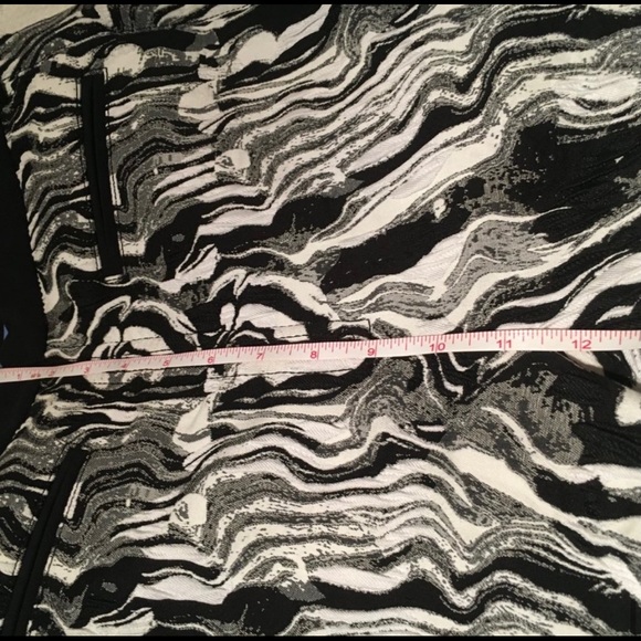 NWT Thierry Muglier Tapestry Pant, size 28. PRICE FIRM - Picture 8 of 9